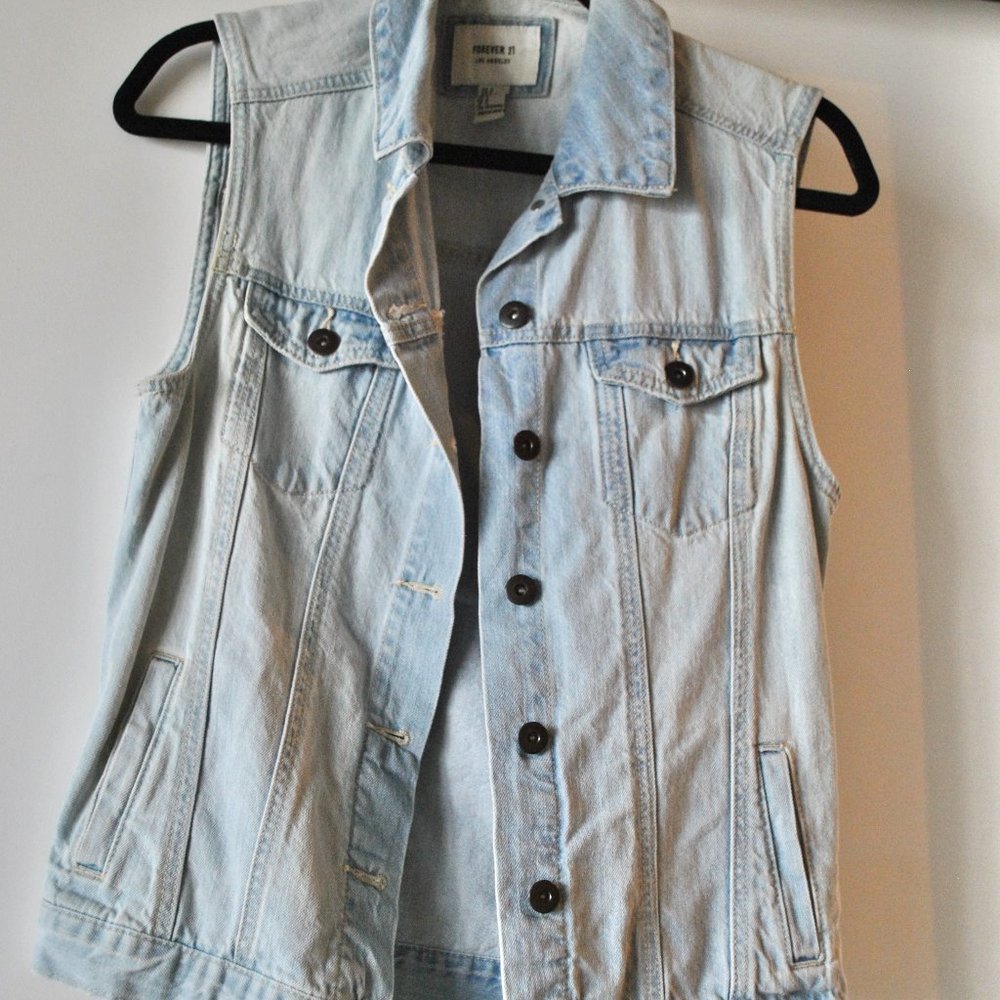 Forever 21 Light-Wash Jean Vest
